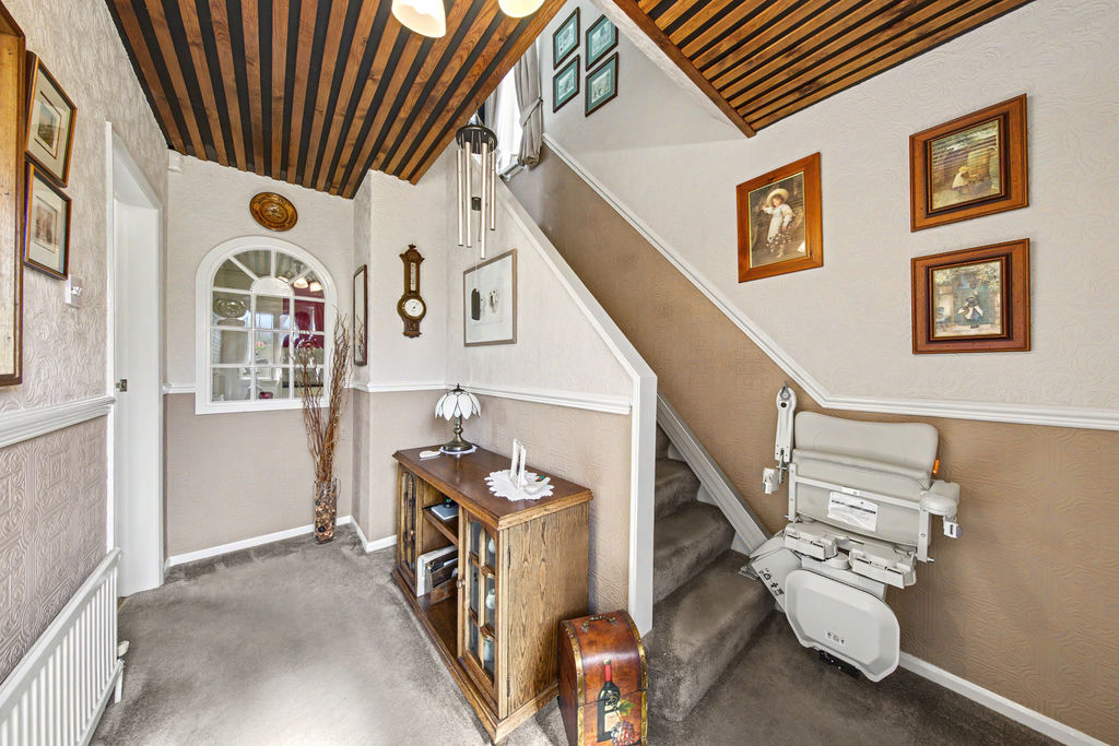 Thornbridge Crescent